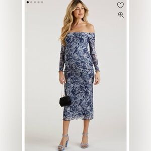 Pink blush maternity size small dress